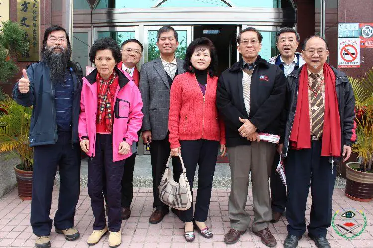 在雲林首次看到喜迎金蛇真味書屋師生線上書法展大家直稱讚1