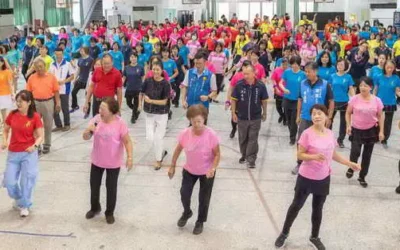 多元舞藝嘉年華 300多位資深美少女齊聚尬舞