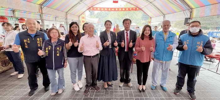 大宇宙祈安植福蓬萊仙島安地境大聖會功德圓滿 天降甘霖 總會長張德欽社長感謝南投縣長許淑華 立法委員馬文君 中寮鄉長廖宜賢3