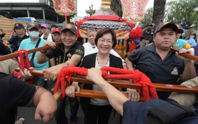 大甲媽抵達彰化 縣長王惠美接駕