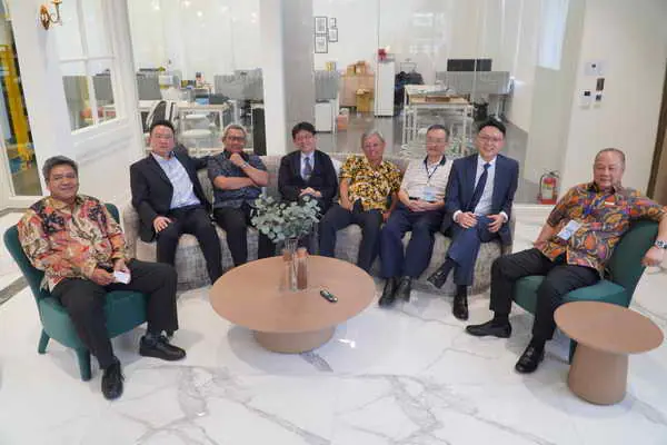 大葉大學將攜手撼訊集團與優勝集團 推動綠能科技 培育國際人才1