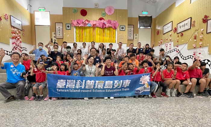 大葉大學帶領南投萬豐國小學童探索科學與永續精神1