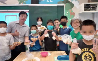 大葉大學藥保系攜手豐崙國小 夏日樂學營隊做中學