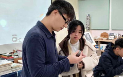 大葉金鼎獎漫畫家老師辦公仔文創營隊 激發大甲高中青少年創意能力與實力