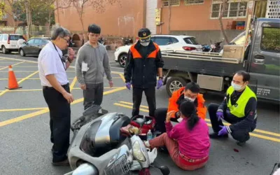 婦人醫院門口車禍 投醫照服員第一時間前往伸援手