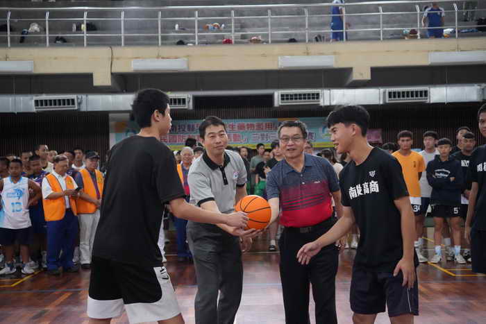 宣導全民國防及校園反毒 南投高中辦理全縣校園三對三籃球鬥牛競賽1