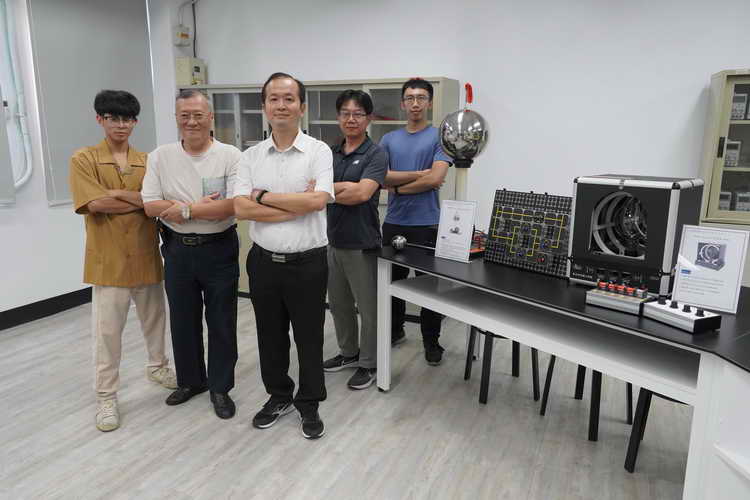 實作學習創新思維 大葉大學電機系物理實驗室全新啟用