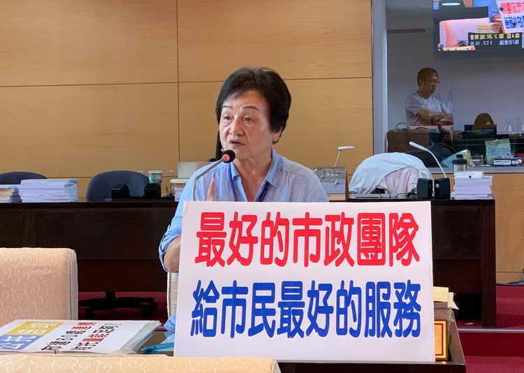 市議員張瀞分稱讚市長盧秀燕是最好的市長