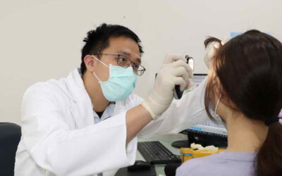 「帶狀疱疹」 如雷擊中抽痛感