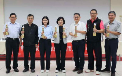 張麗善縣長主管會報接受主計、農業、文觀、交工及衛生局處獻獎 期許團隊讓雲林持續在國際上發光發熱