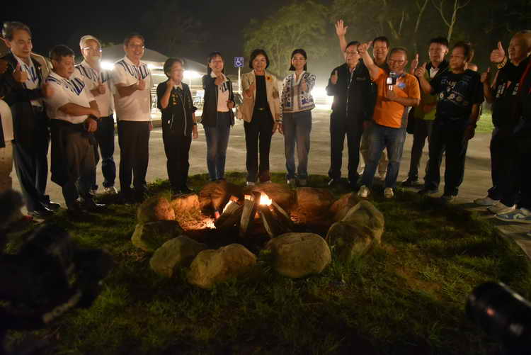 張麗善縣長開箱首露古坑樟湖十字關露營區 大讚美食配美景頂級享受