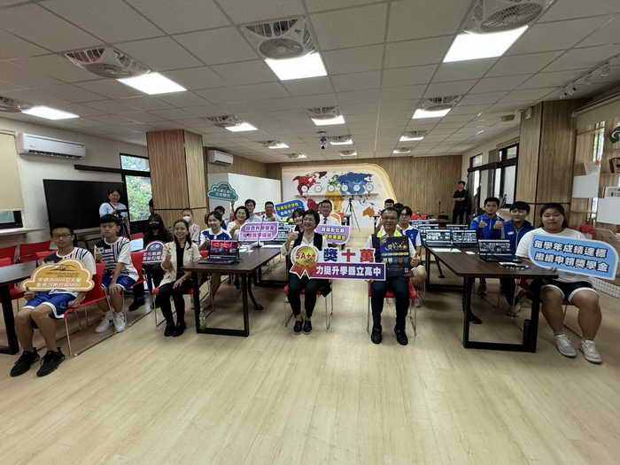 彰化接軌國際 充實縣立高中軟硬體 新政策留人才 祭出最高獎金10萬元