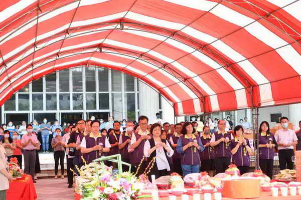 彰化縣政府舉辦中元普渡祭典 推動環保祭祀新風尚1