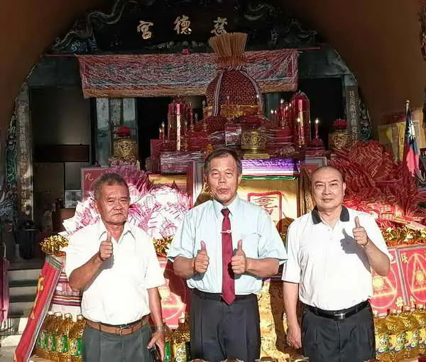 慈德宮寒冬慰問草屯警分局 感謝警察守護民眾安全1