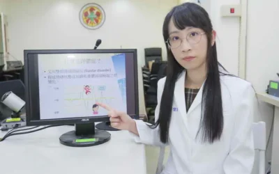 成大醫院斗六分院精神暨長期照護部李佳寧醫師在記者會中談主題:情緒高高低低:談躁鬱症