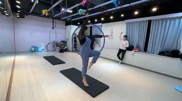 救國團終身學習中心 化身空中精靈