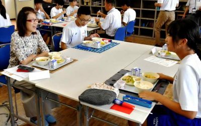 柚香飄洋過海 日本學童午餐饗文旦