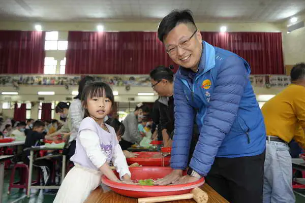梅子手作樂園精彩落幕 250位學童體驗傳統技藝與文化1
