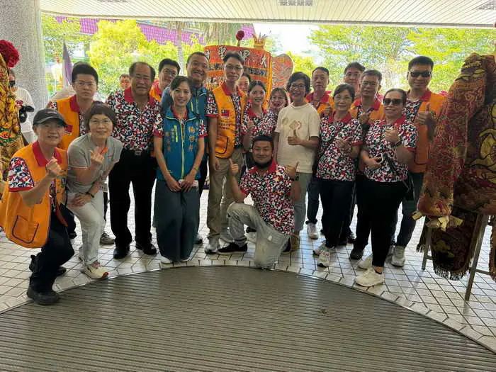 樂齡長者與慢飛天使媽祖迺鐵砧山關懷活動1