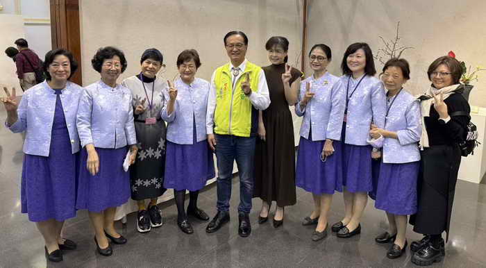 池坊華道台中支部展現1