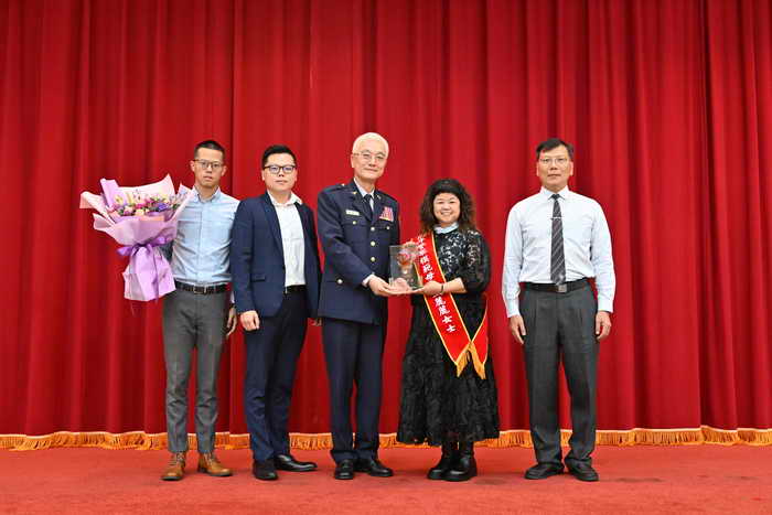 無私奉獻偉大的警察母親 南投縣政府警察局模範母親獲內政部警政署表揚