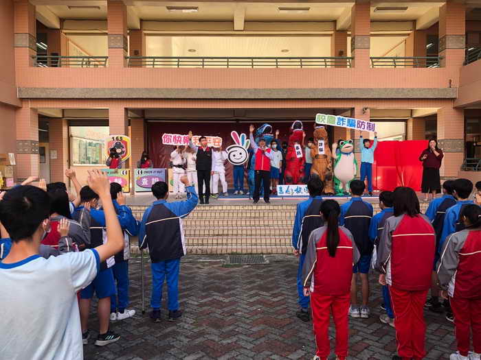 營造學生安全環境 中市教育局與學校共築防詐第一線1