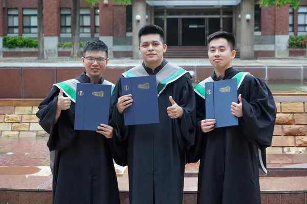 玻利維亞學生馬可 研究網路遊戲取得大葉碩士學位 盼未來開創國貿事業1