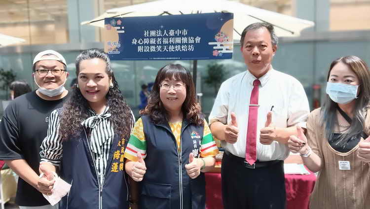 用心陪伴 溫暖中秋1
