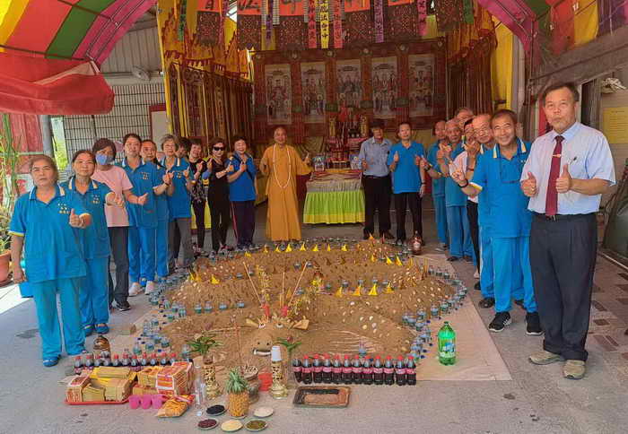 甲辰年母娘聖誕暨慈鳳宮二一年週年慶舉辦 移星轉斗 點燈祈福 元始后土龍王出關 聖會 功德圓滿1