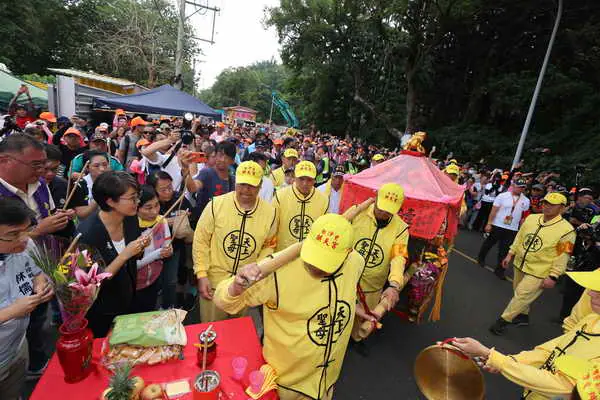 白沙屯媽祖遶境南投 縣府迅速整備並安頓隨駕信眾