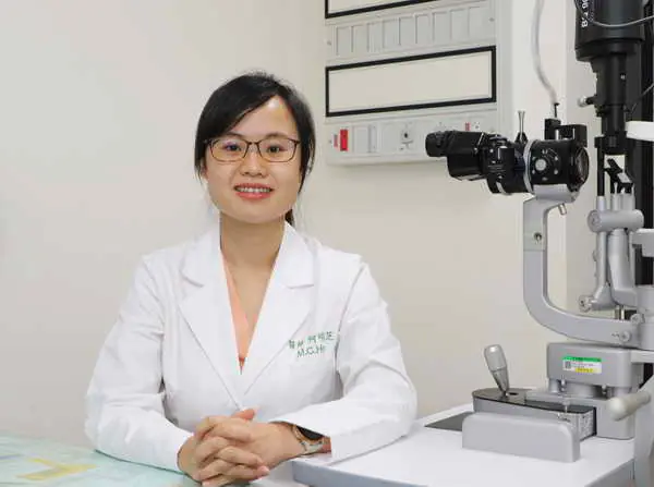 眼睛疲勞點藥水險失明 竟是視網膜剝離惹禍1