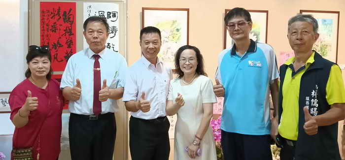 秀人土土 洪佳秀陶藝創作首展1