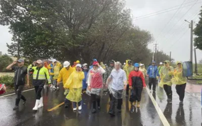 縣長張麗善視察防汛、封路工程 提醒民眾颱風警報未解除前不要外出