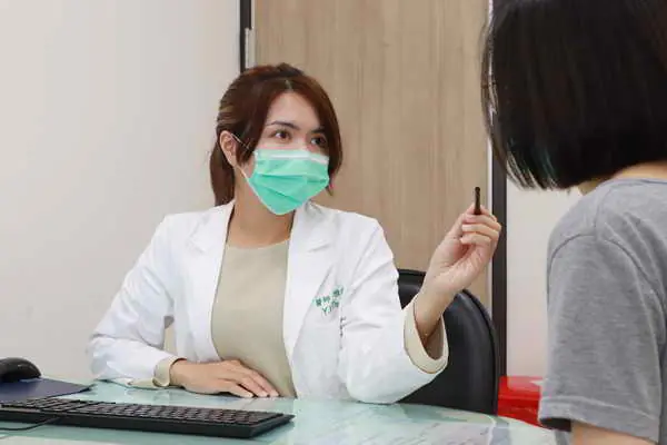 臉部斑點不斷擴大 未料確診皮膚癌1