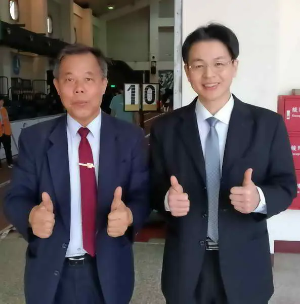 草屯商工勇奪1