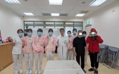 草屯療養院張介信院長新年前至病房 慰勞護理人員辛勤 讚許教學傳承 提升護理照護品質