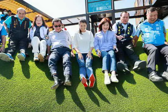 草屯酷比親子運動公園啟用 共融遊憩新地標1