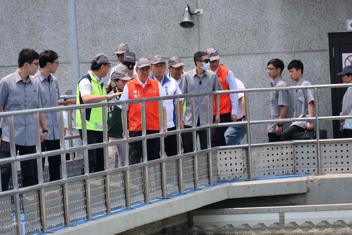 行政院長視察草屯淨水場 王副縣長盼補助偏鄉自來水延管及簡水經費補助