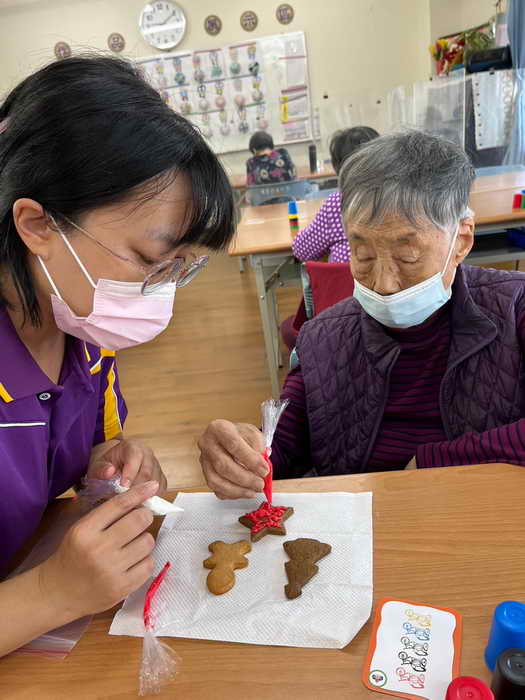衛生福利部草屯療養院附設北勢里日照中心 聖誕節傳福氣報佳音1
