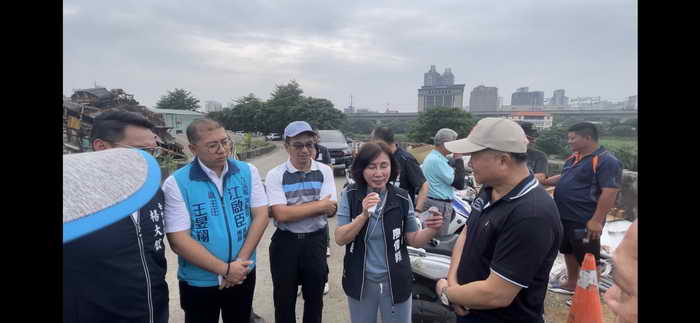 西屯稻作結穗缺水 市議員黃馨慧協調引溪水灌溉1