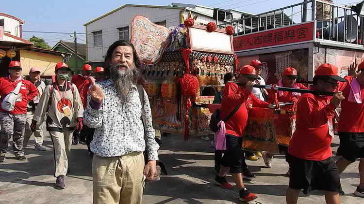 西螺福興宮第七天上午來到莿桐溪美補天宮受到熱烈歡迎1