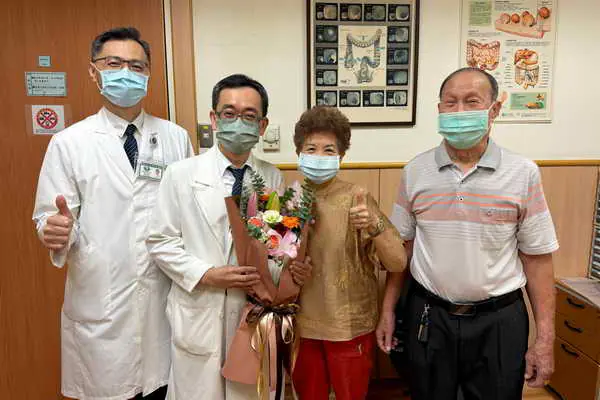 貧血暈倒竟是大腸癌出血 微創助婦人康復1