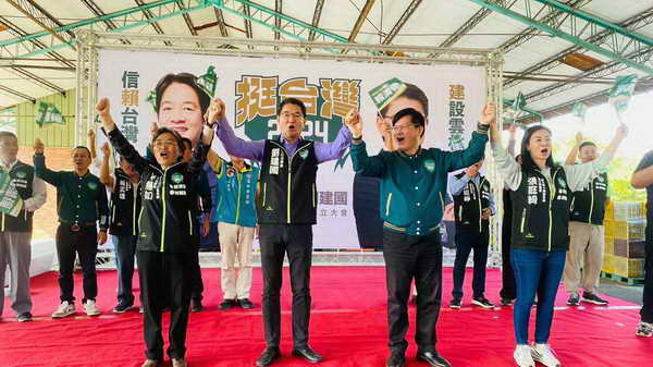 賴清德劉建國古坑11月26日聯合競選總部成立總統府秘書長林佳龍等人蒞臨1