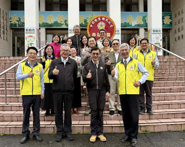 輔導會專業團隊攜手東海大學教授 實地輔導中彰榮家參獎政府服務獎1