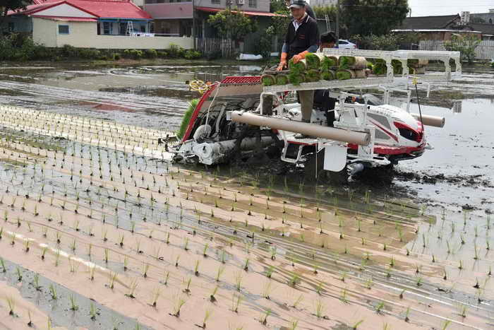 農機補助啟動 加碼補助農機電力化 省工減碳助淨零1