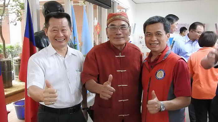 雲林榮譽國民之家舉辦舒心創作畫展茶會場面溫馨熱絡1