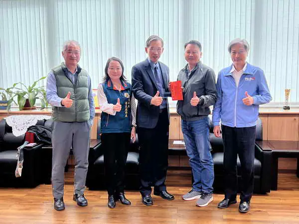 雲林縣榮服處受邀見証欣雲天然氣公司回饋捐贈義勇消防隊裝備採購金