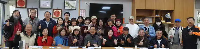 雲林縣濁水溪書畫學会二月八日上午在斗南恩主公藝文學苑召開第十二屆笫一次臨時理監事联席会議溫馨滿堂1