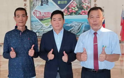 雲林縣議會議長黃凱敬天禮地率副議長蔡咏鍀等各單位主管祭拜地基主祈求國泰民安、議事順利造福縣民,受到社會各界人士掌聲