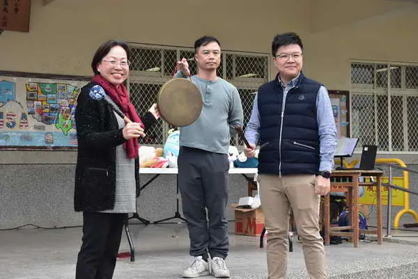 順天惜福拍賣 快閃才藝助陣1